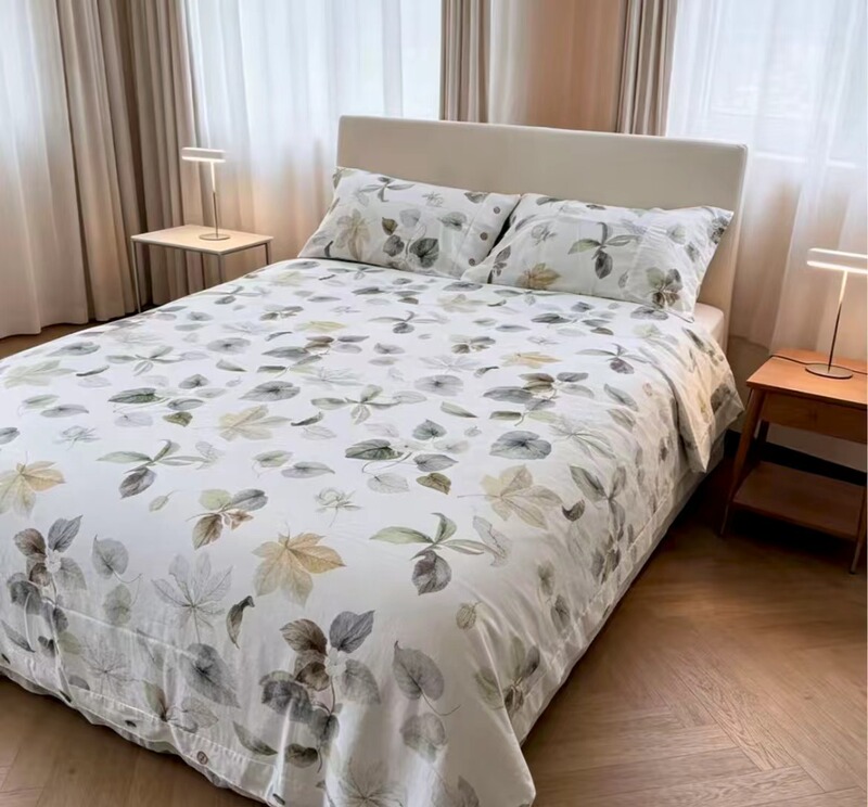 French Vintage Double-Sided Rain Dew Linen 100% Pure Linen Four-Piece Set, Simple Printed Button Bedding, Antibacterial and Breathable French Vintage Double-Sided Rain Dew Linen 100% Pure Linen Four-Piece Set, Simple Printed Button Bedding, Antibacterial and Breathable