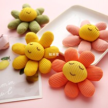 Fabric smiley face sun flower brooch material cartoon flower hair accessories shoes socks hat mobile phone shell bag decoration accessories