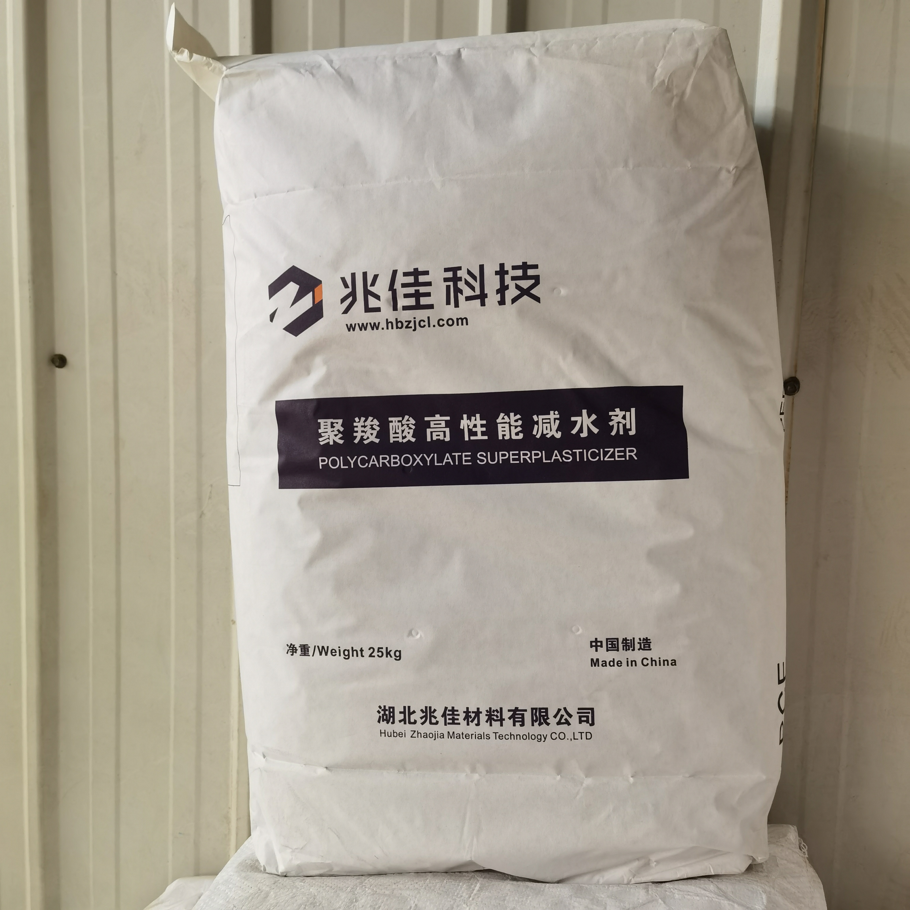 新型材料：兆佳羧酸减水剂助力水泥工艺革新