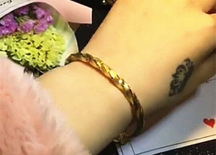 Vietnam Shajin Bracelet 3D Hard Gold Realistic Fake Gold Push-pull Scrub Twist Bracelet Trang sức cưới lâu dài - Vòng đeo tay Cuff vòng cẩm thạch bọc vàng
