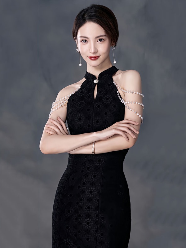 Black Little Evening Dress for Women, Similar to Jin Chen's Style, Can Be Worn Casually as a Cheongsam or Mermaid Dress for Presenters