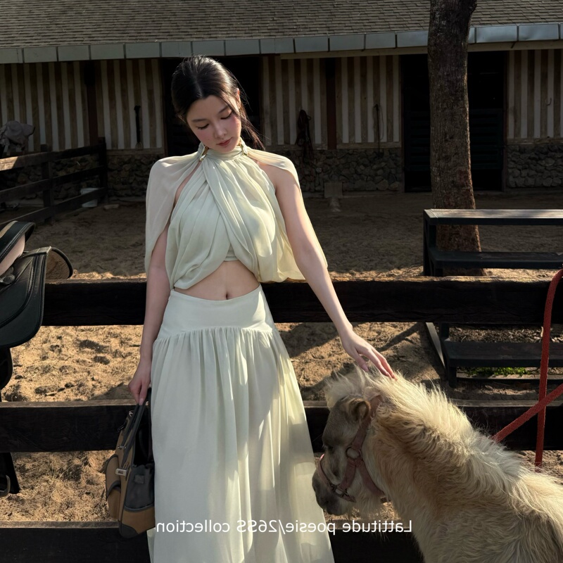 Proseina Breathable Sage Green Design Long Skirt Set