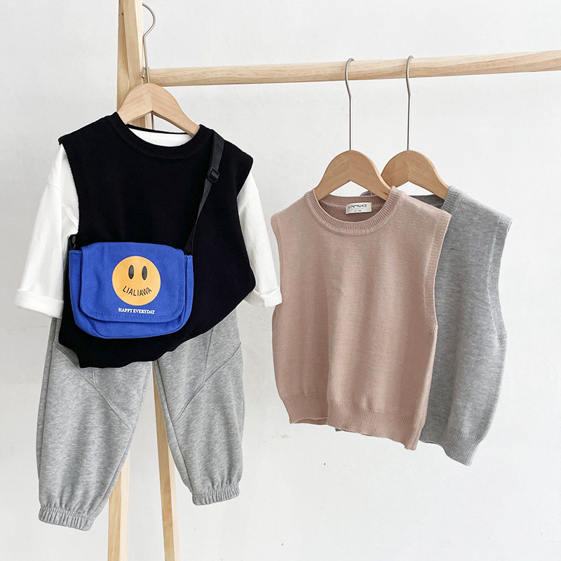 Boy foreign spring-autumn knit waistcoat baby outside wearing Korean version of vest children's covered head of the waistcoat