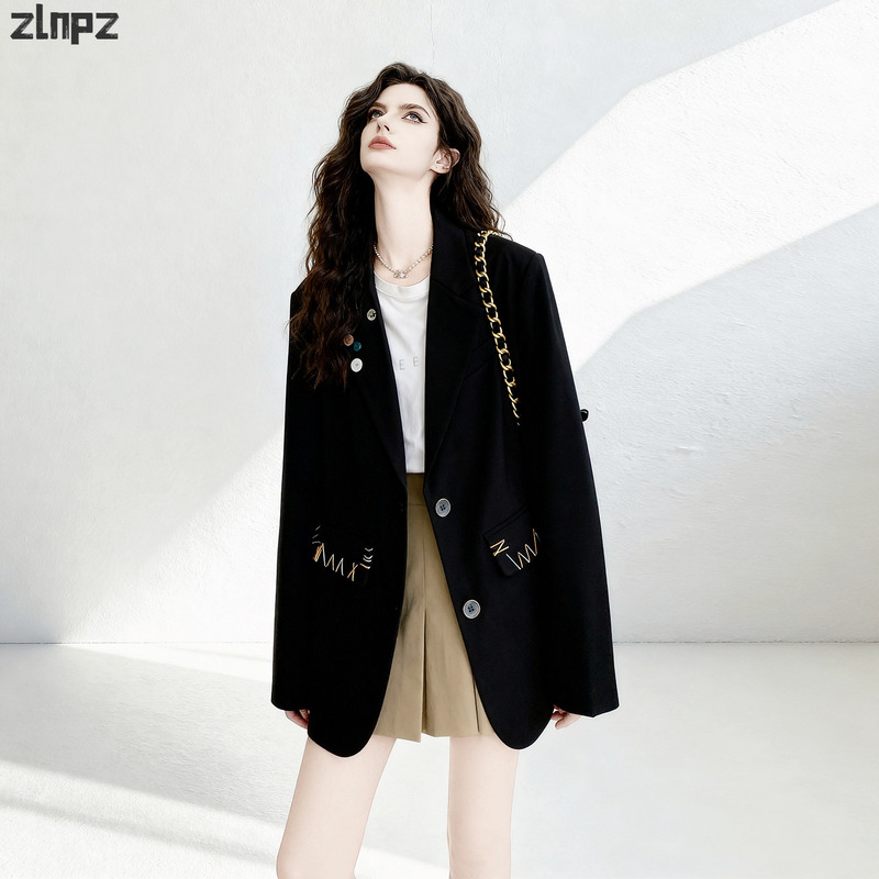 Women's Short Blazer 2026 Autumn New Trendy Popular Style Petite Black Embroidered Suit Jacket