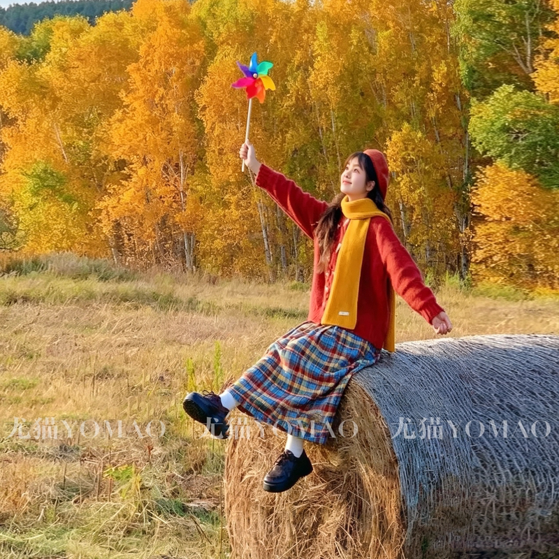 Xinjiang Hemu Inner Mongolia Hulunbuir Travel Autumn Vibe Outfit Dopamine Retro Red Sweater Dress Xinjiang Hemu Inner Mongolia Hulunbuir Travel Autumn Vibe Outfit Dopamine Retro Red Sweater Dress