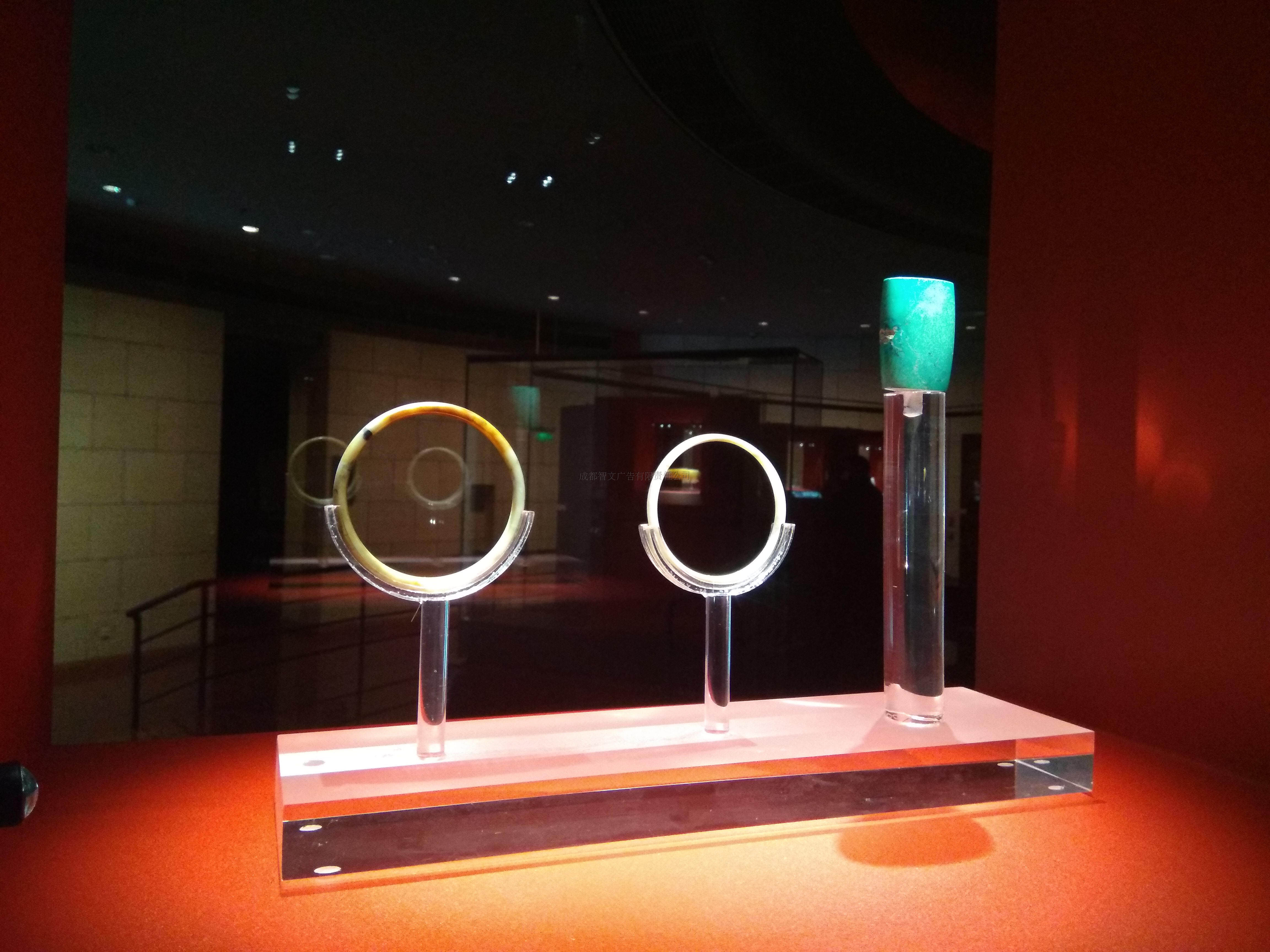 Museum Transparent Acrylic Silver Ornament Jewellery Holder bracelet display Prop Jade Bracelet Show the depository