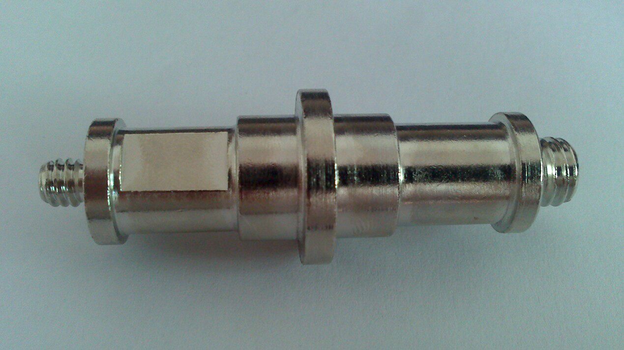 1 4-3 8 long conversion screw 3 8 and 1 4 are interchangeable to realize the screw interface and the lamp holder interface