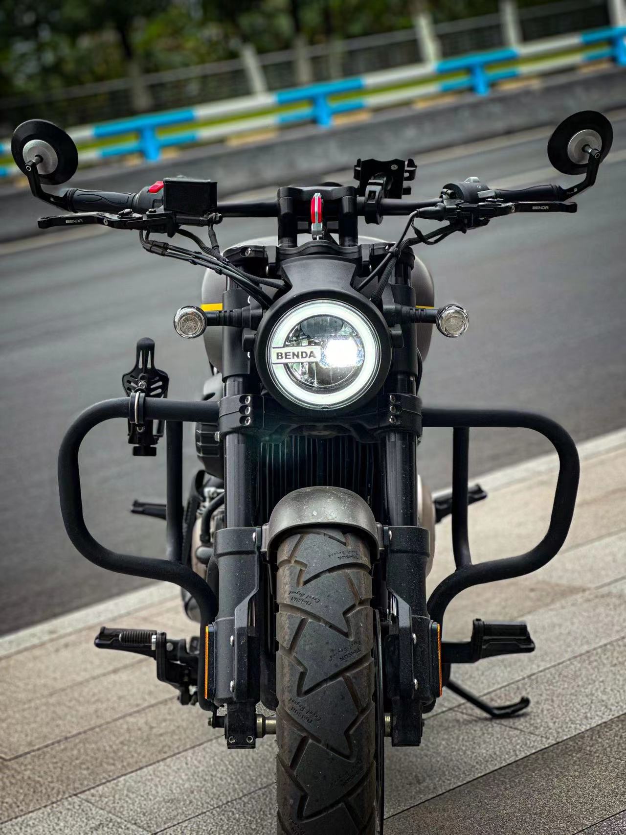 Second-hand Benda 300 Kingilla 450 Black Flag 500 Napoleon Liao 700 Retro Brand Cruising Motorcycle