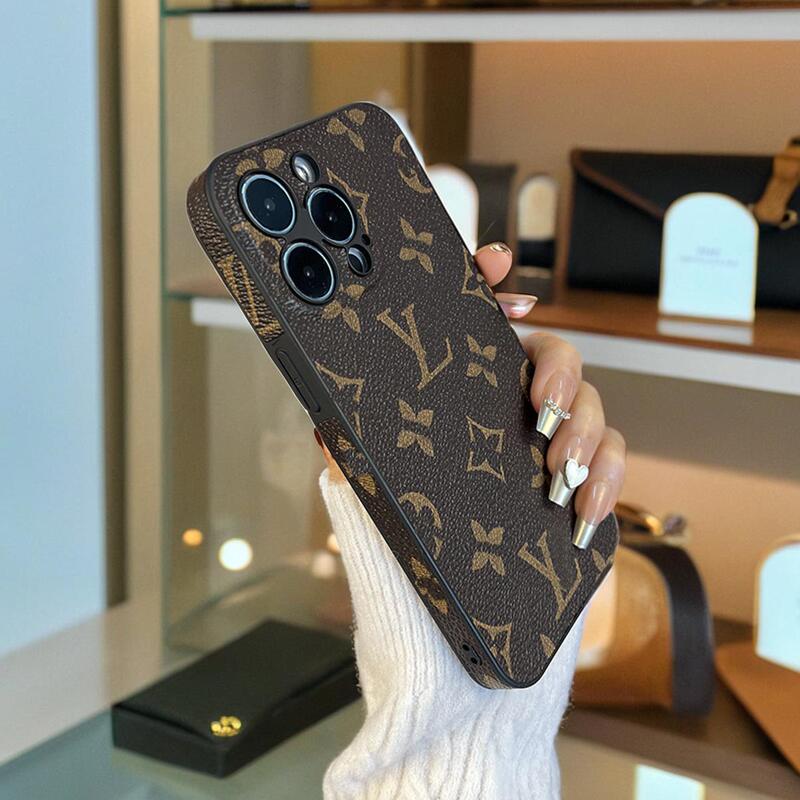 Leather Soft Case, High-End Luxury, Suitable for Apple 16 Pro Max Phone Case, iPhone 15 Premium Feel, 14Pm Anti-Drop, 13 Trendy and Unique, 12 Full Coverage, Retro 11 Protective Case, Couple Style, Light Luxury for Men and Women