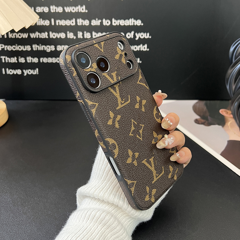 Leather Soft Case, High-End Luxury, Suitable for Apple 17 Pro Max Phone Case, iPhone 16 Premium Feel, 15Pm Anti-Drop, 14 Trendy and Unique, 13 Full Coverage, Retro 12 Protective Case, Couple Style, Light Luxury for Men and Women Leather Soft Case, High-End Luxury, Suitable for Apple 17 Pro Max Phone Case, iPhone 16 Premium Feel, 15Pm Anti-Drop, 14 Trendy and Unique, 13 Full Coverage, Retro 12 Protective Case, Couple Style, Light Luxury for Men and Women
