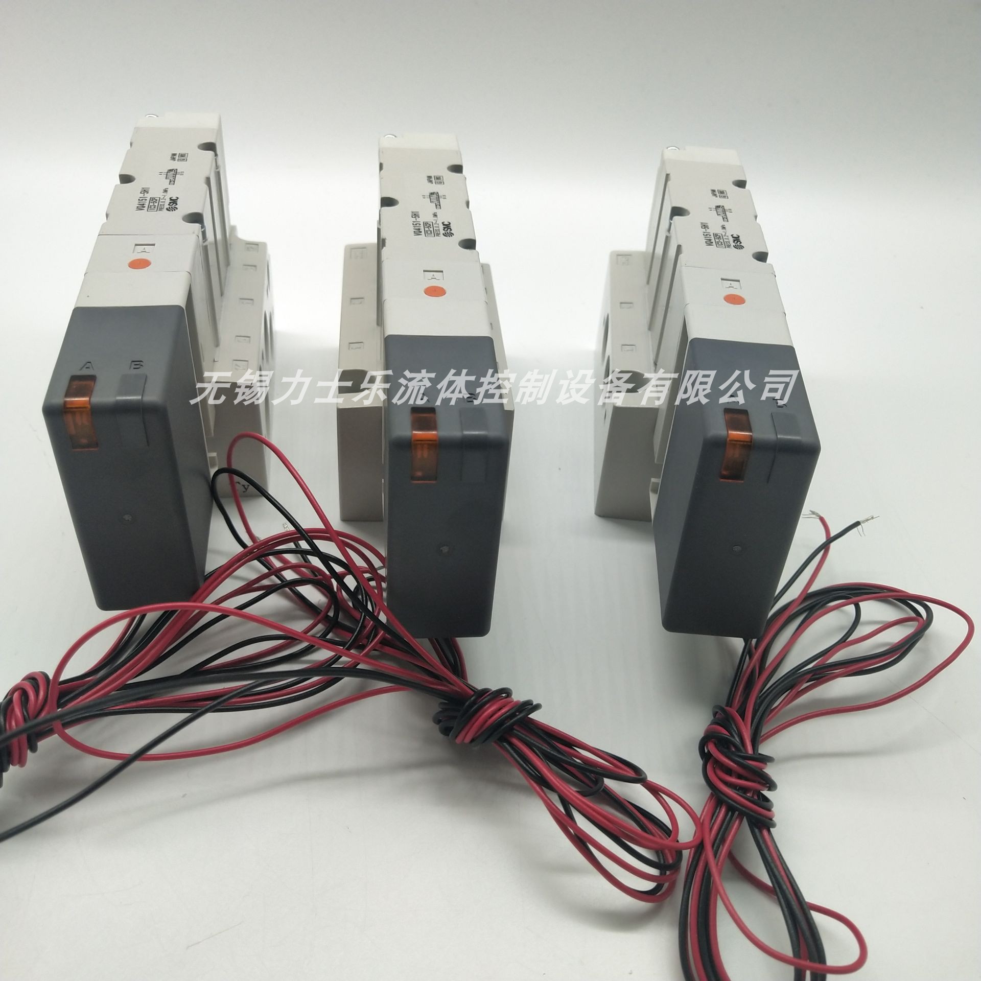 The original SMC solenoid valve VQ4151-5H1-03 VQ4151-5H-03 VQ4251-5H-03