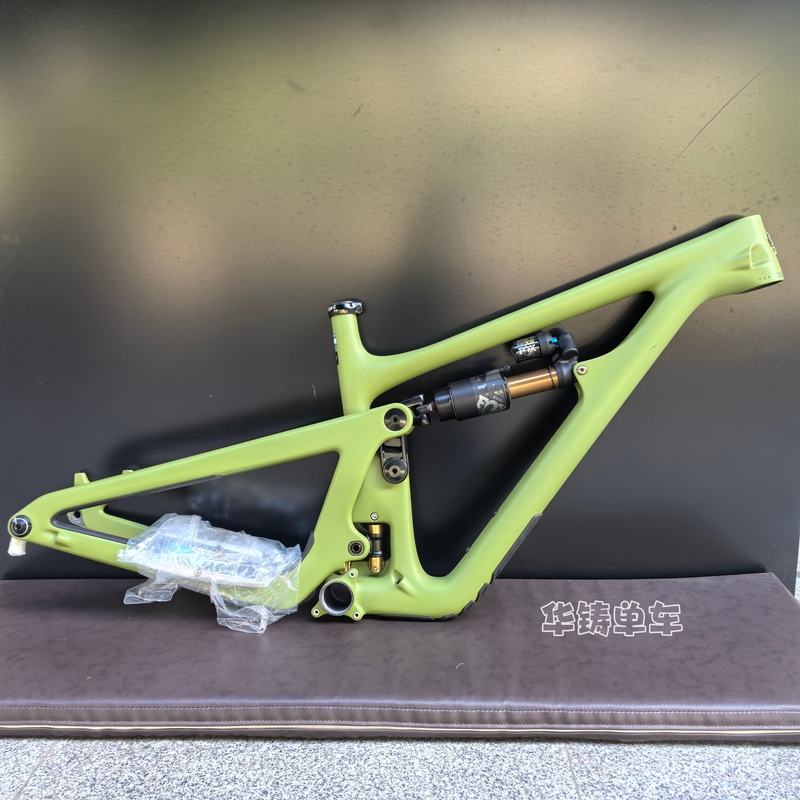 Yeti Snowman Sb150 Carbon Fiber Softtail Mountain Bike Frame with Fox Rear Shock Am All-Terrain Frame Yeti Snowman Sb150 Carbon Fiber Softtail Mountain Bike Frame with Fox Rear Shock Am All-Terrain Frame