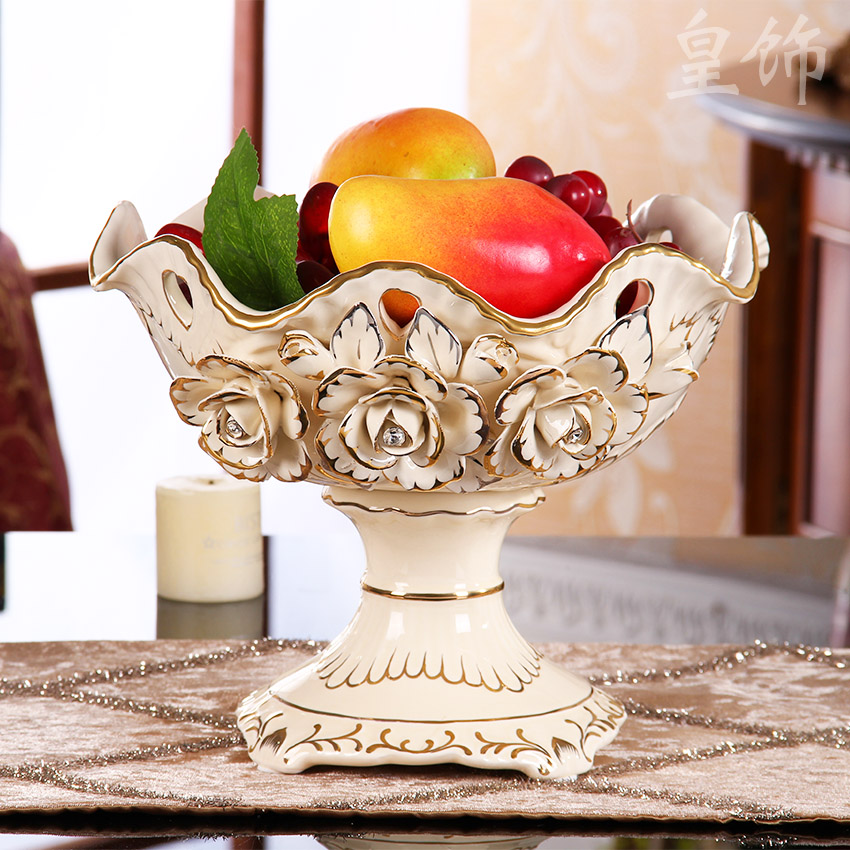 Royal decoration European-style ceramic fruit plate creative model room decorations home living room soft decoration decoration light luxury fruit plate