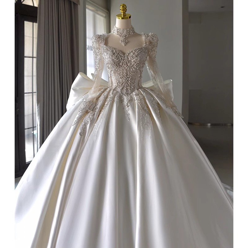 Satin wedding dress Bride 2023 Winter new Long sleeves Fast-style door to the main wedding Wedding Veil wedding Welcome Guest Dress Superior-Taobao