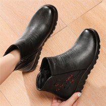 Winter mother cotton shoes plus velvet warm non-slip middle-aged womens boots flat middle-aged womens shoes old grandmother short boots