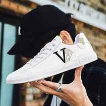 2022 new low-top white shoes mens leather flat shoes European station non-slip shock-absorbing embroidery all-match casual shoes