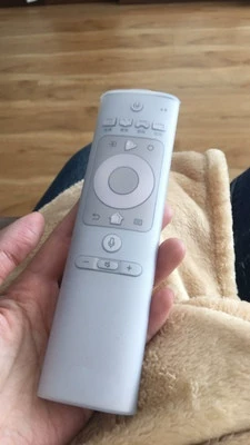 Thích hợp cho điều khiển từ xa TV Hisense silicone CRF3A69 bảo vệ tay áo HZ55U7A điều khiển từ xa silicone chống rơi tay áo - TV
