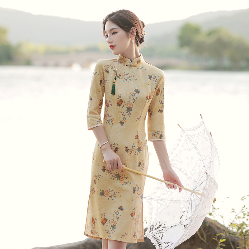 Autumn retro cheongsam, advanced elegant dress, 2021 years, long sleeve, flowered