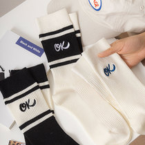 Personality okembroidery black and white simple couple in tide college wind tube