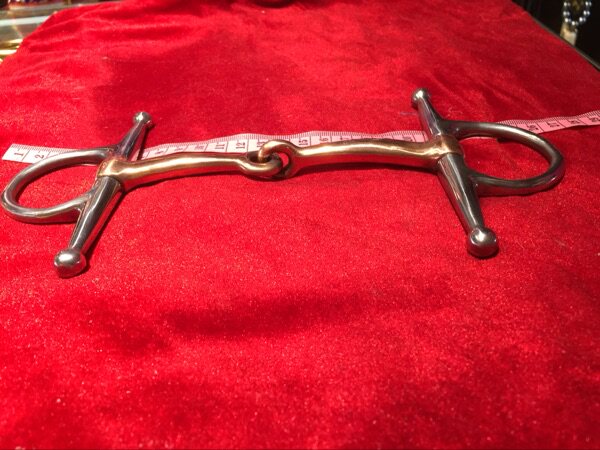 Horse bit mouth bit bit iron horse bridle in the mouth of the rider horse harness pure copper bit comprehensive saddle