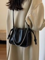 Korean fashion versatile chain small bag for women new style folded cloud small square bag 2025 spring and summer niche crossbody bag