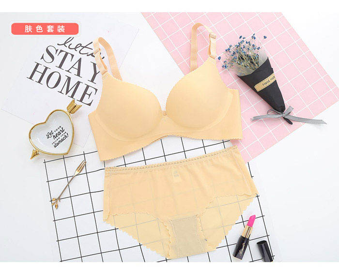 Thu thập đồ lót gợi cảm, nữ, không dấu vết, không vòng thép, áo ngực, ngực nhỏ, bộ sưu tập sữa mẹ, phần mỏng, mùa hè áo lót nữ