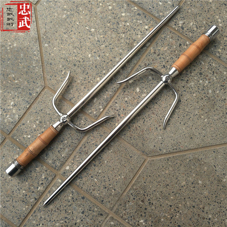 Martial arts equipment karate short fork martial arts iron ruler stainless steel ronin fork Kung Fu ruler double fork factory direct sales