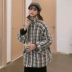 Sen áo len nữ mùa thu và mùa đông phiên bản mới của Hàn Quốc cổ cao lỏng lẻo áo khoác len nhỏ tartan hoang dã áo khoác dạ lông cừu nữ Áo Hàn Quốc