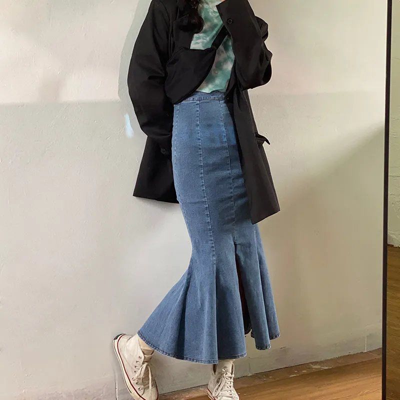 2021 new summer denim skirt female design sense high waist a-word ruffle mid-long version hip fishtail skirt