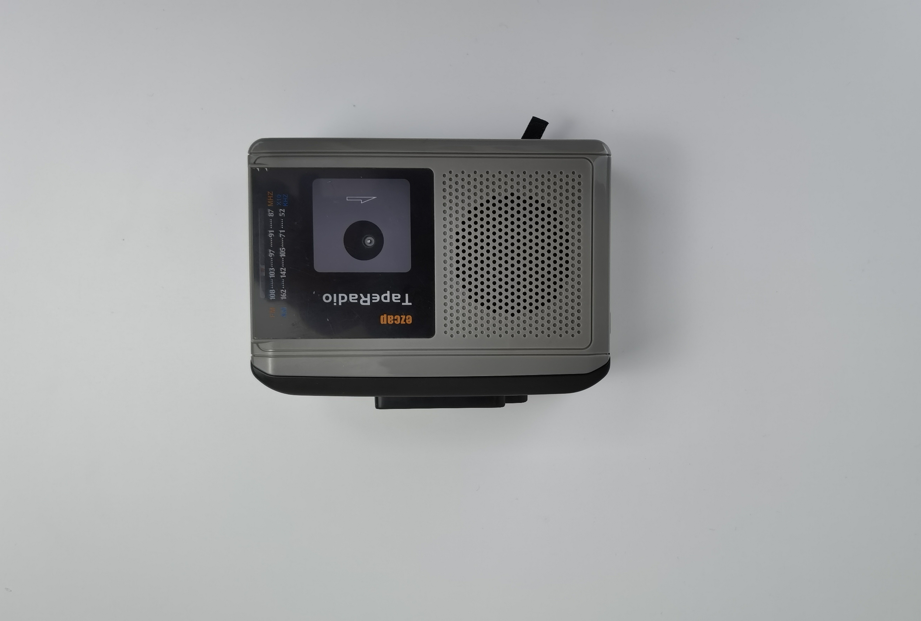 High fidelity portable card with machine English tape player AM FM collection recorder with body to listen to outside loudspeaker