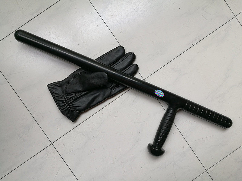 The new standard distribution of riot-proof T-sticks and anti-riot sticks is manufactured in the legal self-defense factory with a comparison of authenticity