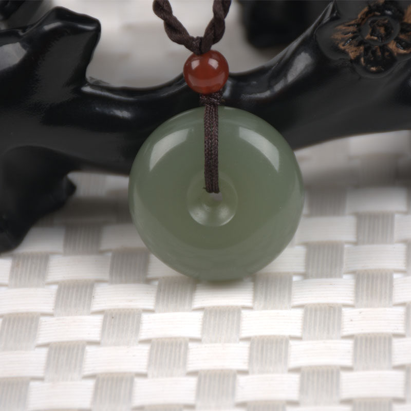 Xinjiang Hetian Jade Seed Material Safe Buckle Pendant Men's and Women's Couple Pendant Jade Necklace Jade Brand