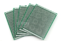 Tin plate High quality green oil board Universal board Test board Experimental board Hole board PCB board 7*9cm Single price