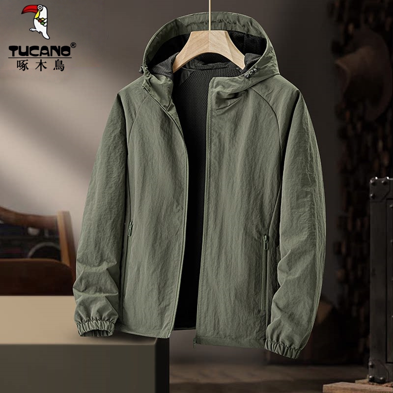 Woodpecker Solid Color Jacket for Men, New Spring and Autumn Hooded Windproof and Waterproof Loose Casual Sun Protection Coat