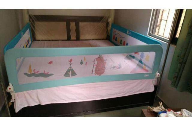 Good boy and stick pig crib guardrail CW200-A-Y001B Blue 1 5 meters 1 8 meters