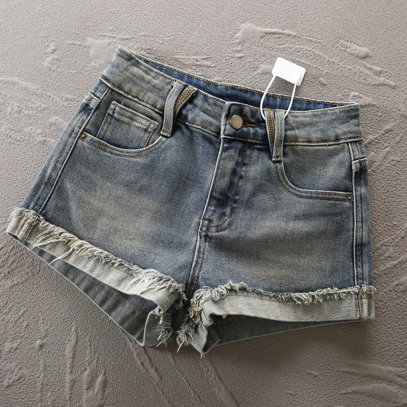American-Style Spicy Girl Slim-Fit High-Waisted Embroidered Denim Shorts for Women, New Summer Style, Petite, Cuffed, Slimming, Bodycon Hot Pants