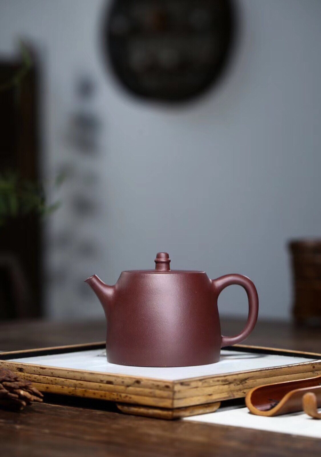 Tao Xiangxuan, Yixing Zisha teapot, Handuo raw ore purple mud, capacity 220ml, elegant literati