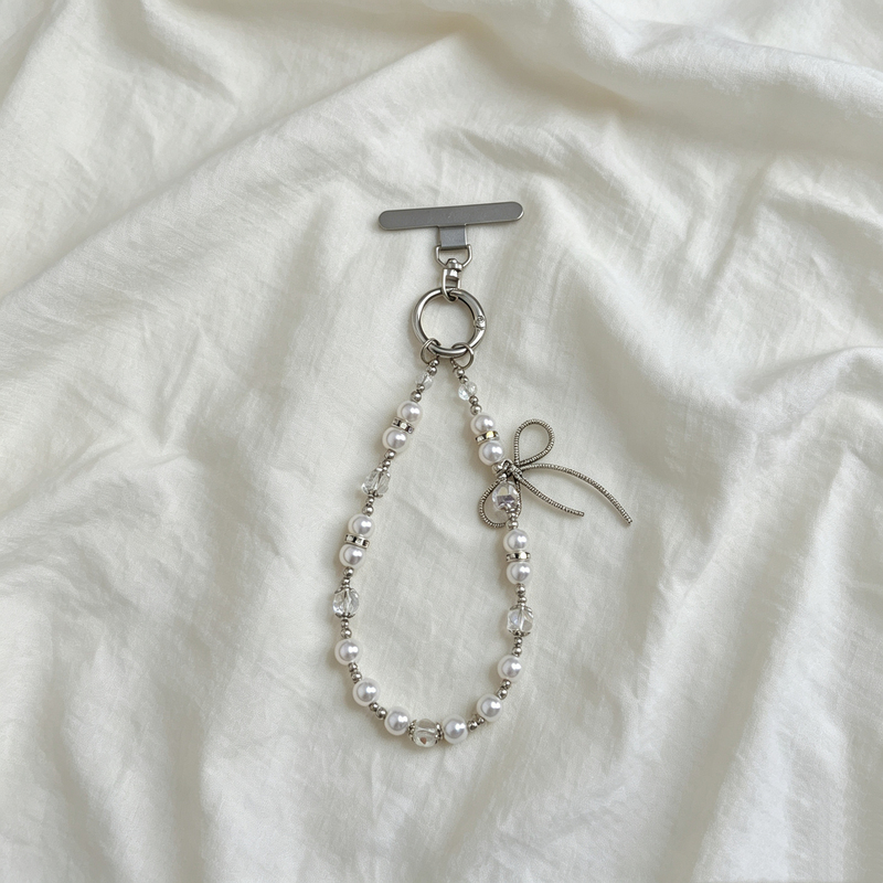 Short Phone Lanyard for Girls ins Pearl Bow Phone Chain Metal Buckle Phone Strap Wrist Strap Spacer