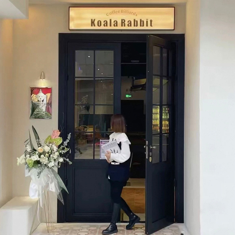 French-Style Vintage Shop Door, Wrought Iron Entrance Glass Door, Wedding Dress Shop, Clothing Store Main Door, Double Opening Stainless Steel Door French-Style Vintage Shop Door, Wrought Iron Entrance Glass Door, Wedding Dress Shop, Clothing Store Main Door, Double Opening Stainless Steel Door