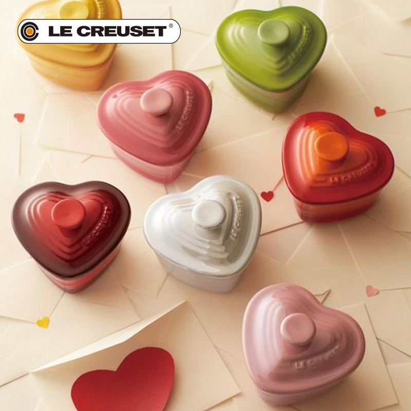 France 's LE CREUSET cool color stoneware large covered heart baking pot stewed baking sweets store"