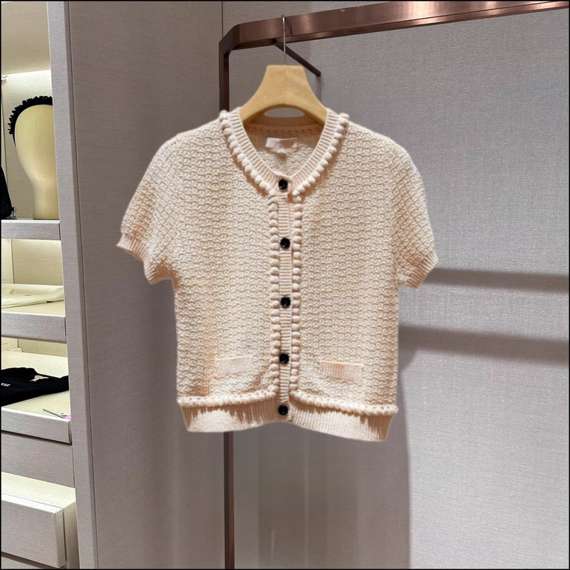 2026 Summer New Style Simple Style Round Neck Cut Out Single-Breasted Short-Sleeved Knitted Cardigan Women's Top Xsj3M05E