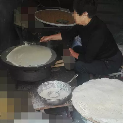 Аутентичный шаньанг линей, чистая ручная ручная блин, блин белая лапша, блинные блинчики, приготовленные по пшеничным блин.