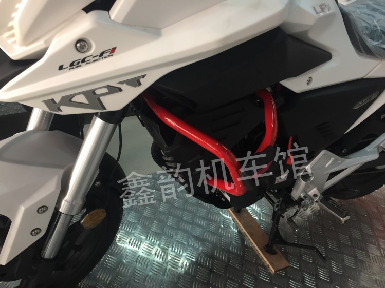 Lifan KPT200cc Rally xe du lịch đường phố xe EFI làm mát bằng nước GPS sáu tốc độ xe máy du lịch new car