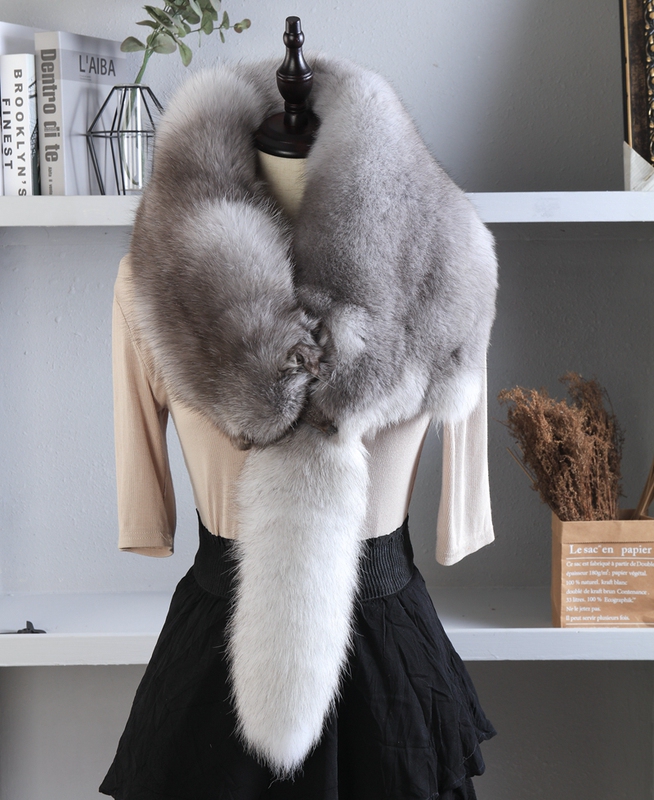 Fox Fur Collar Made of Whole Real Fur, Whole Fox Skin, Autumn and Winter Unisex Scarf Shawl 
