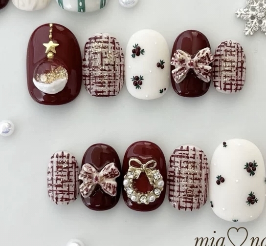 Christmas 3D Crystal Ball New Style Handmade Wearable Nails Dazzling Pure Desire Style Wearable Nail Art Nail Stickers