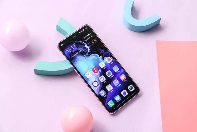 X30 Pro超级变焦让视野飞的更远！