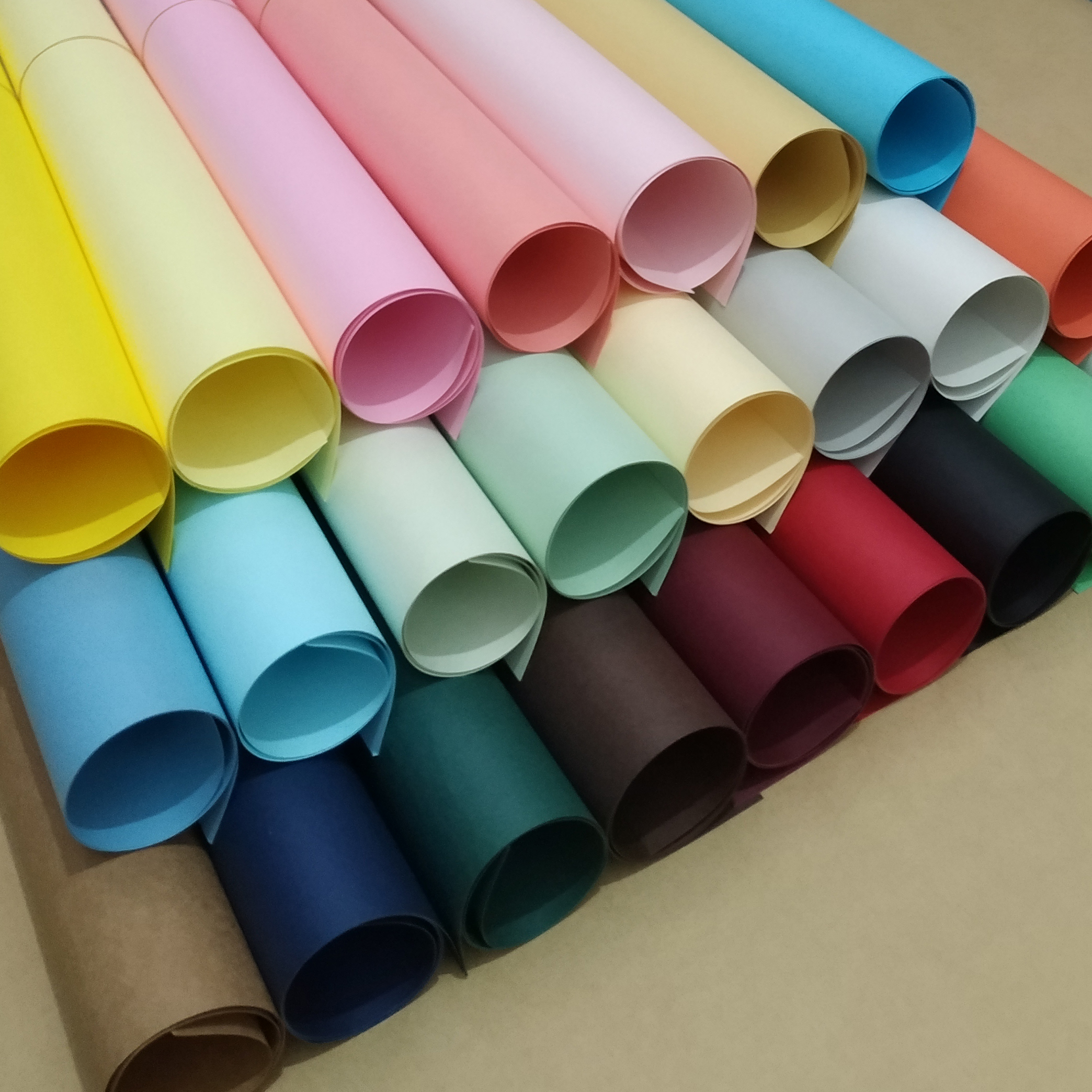 2K Màu thẻ Hà Lan màu bìa cứng dày 250g vẽ bìa cứng DIY mô hình giấy nền Giấy màu Quý Châu - Giấy văn phòng giấy in bill văn phòng phẩm	