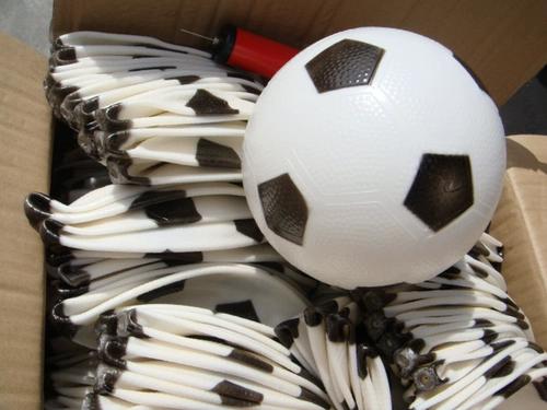 Футбольная надувная мультяшная игрушка для детского сада для парков развлечений, 24см, увеличенная толщина