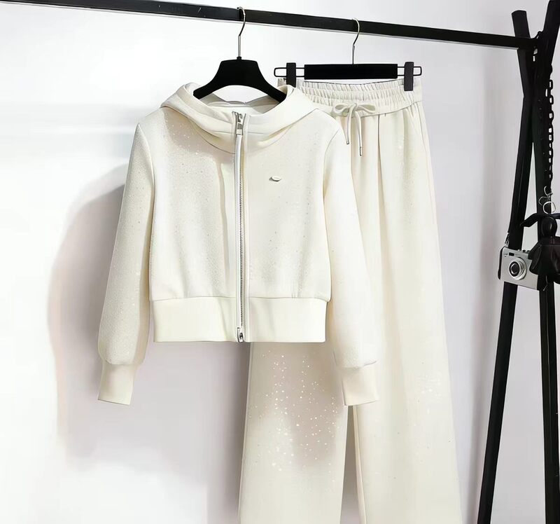 Off-White Starry Sky Hooded Sweatshirt and Sweatpants Two-Piece Set
