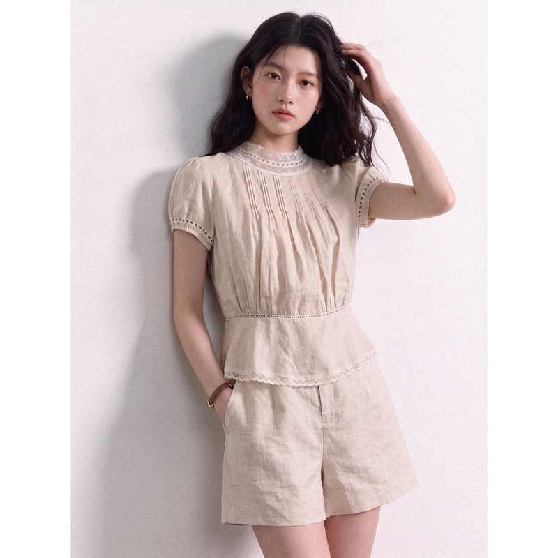 Retro Linen Textured Two-Piece Set with Lace Trim, Stand-Up Collar, Puff Sleeves, Waist-Cinching Top, and Casual Shorts Set Retro Linen Textured Two-Piece Set with Lace Trim, Stand-Up Collar, Puff Sleeves, Waist-Cinching Top, and Casual Shorts Set